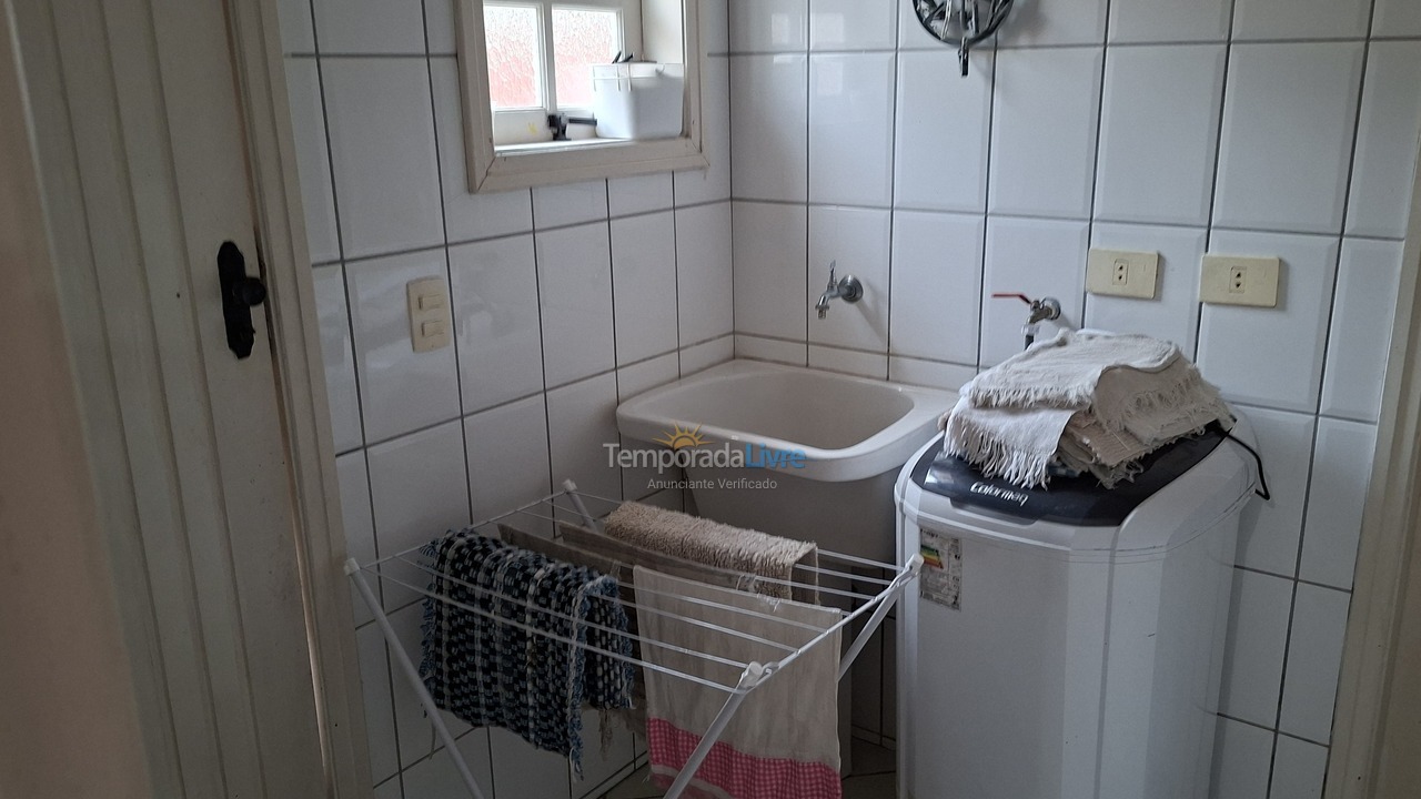 Casa para aluguel de temporada em Bertioga (Vista Linda)