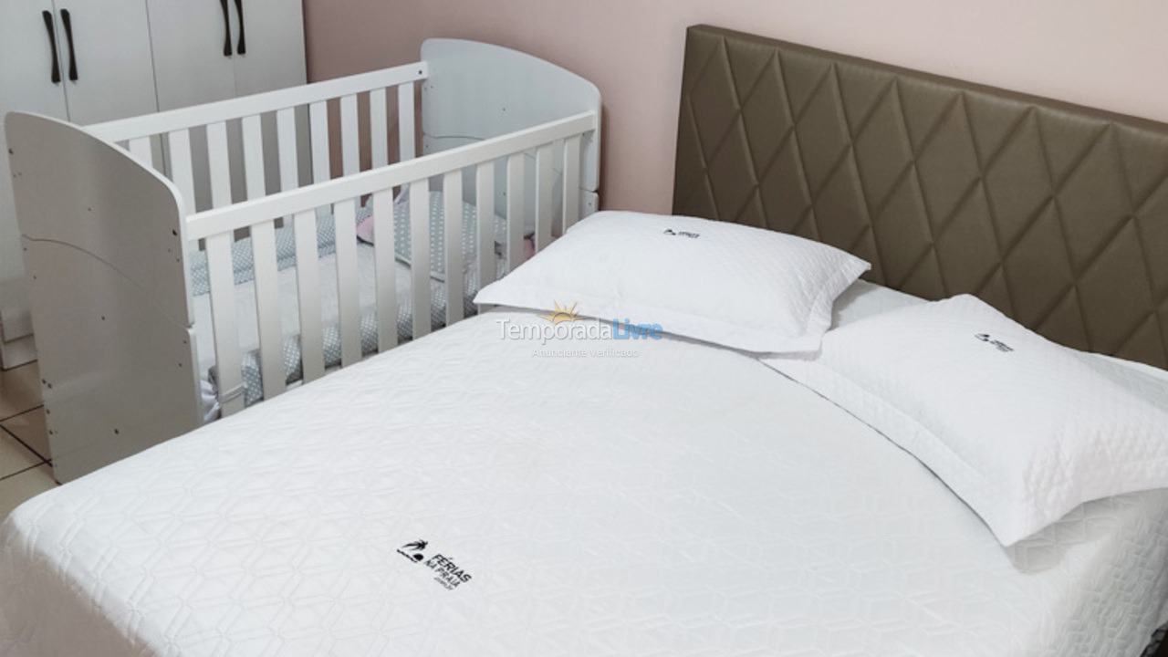 Apartamento para aluguel de temporada em Itapema (Meia Praia)