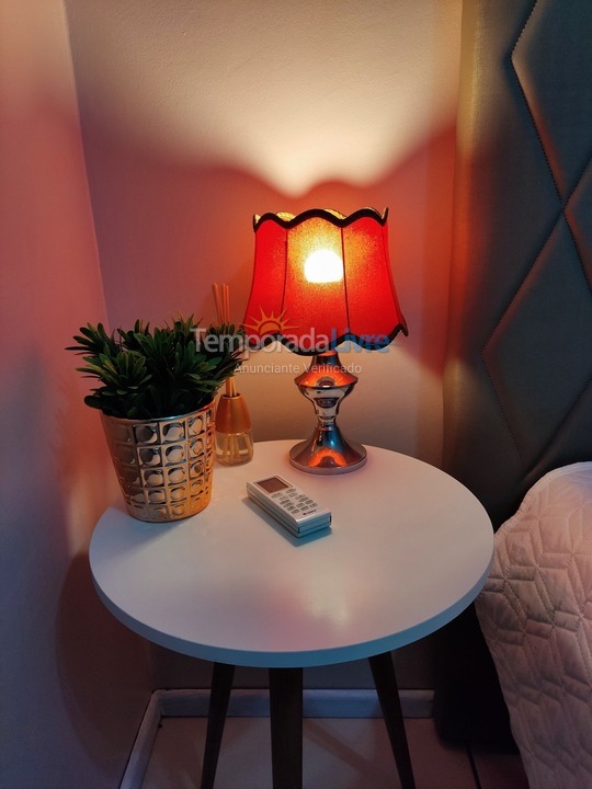 Apartamento para aluguel de temporada em Itapema (Meia Praia)