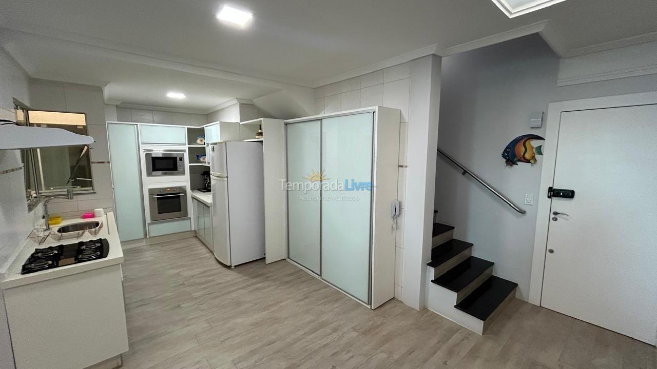 Apartamento para alquiler de vacaciones em Bombinhas (Praia de Bombas)