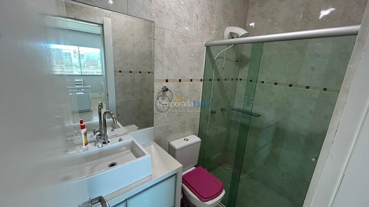 Apartamento para alquiler de vacaciones em Bombinhas (Praia de Bombas)