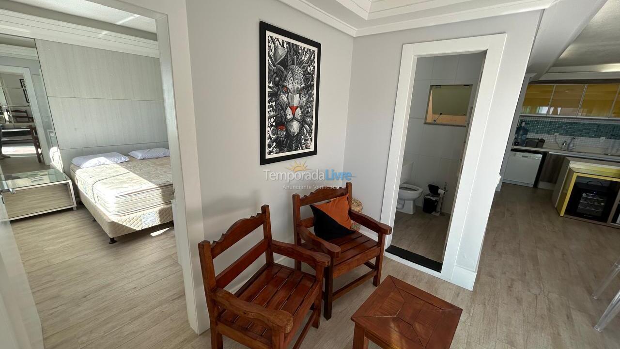 Apartamento para alquiler de vacaciones em Bombinhas (Praia de Bombas)