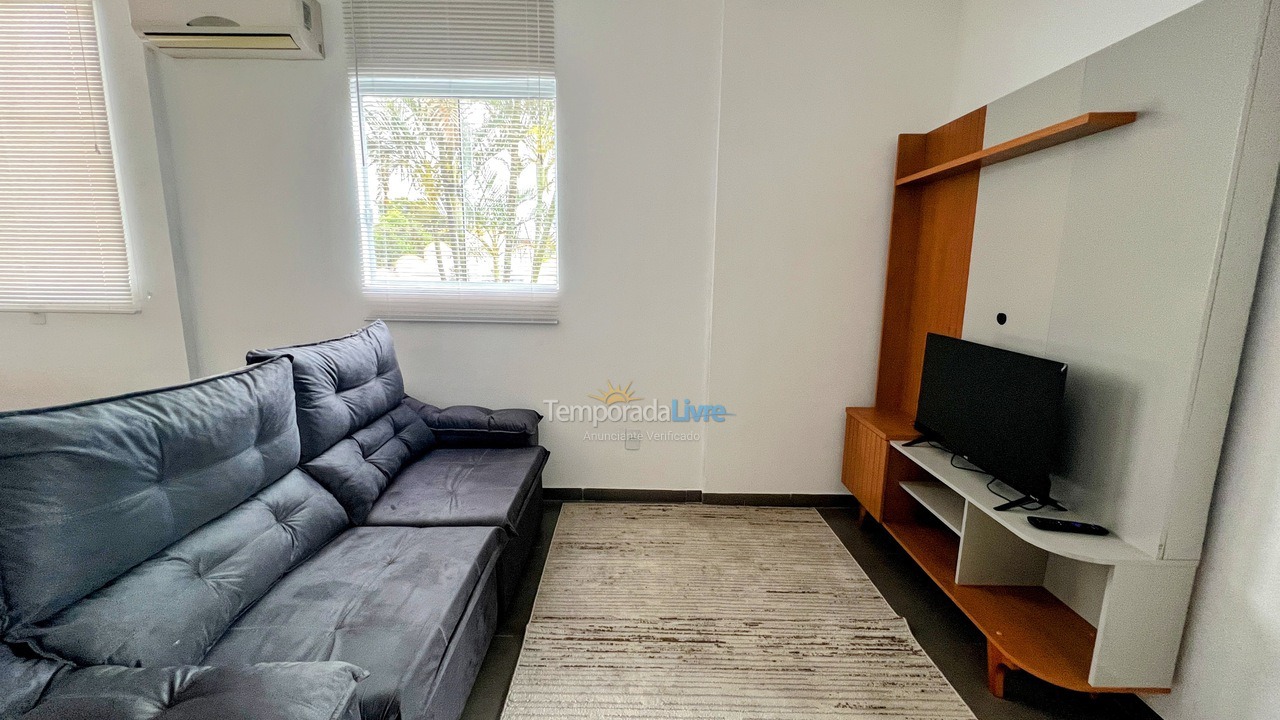 Apartamento para aluguel de temporada em Florianópolis (Ponta das Canas)