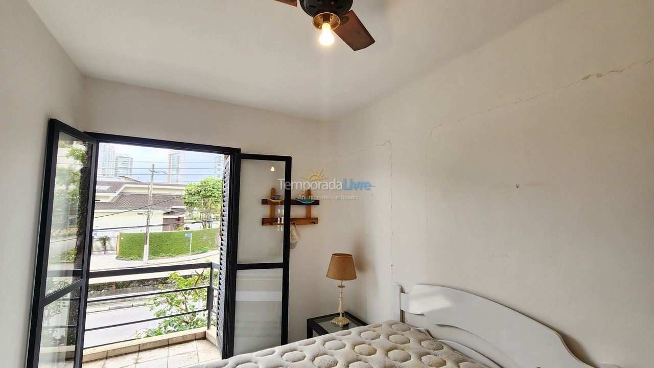 Apartment for vacation rental in Guarujá (Enseada)