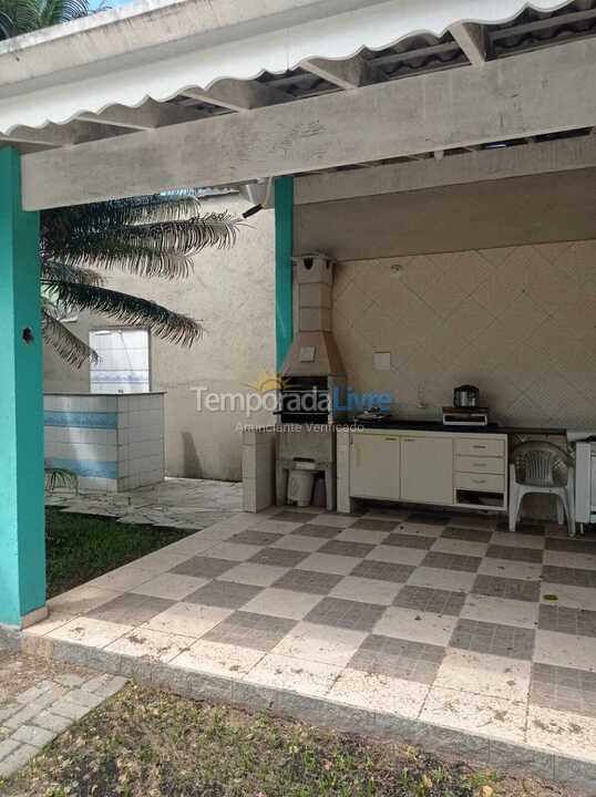 House for vacation rental in Bertioga (Jardim São Lourenço)