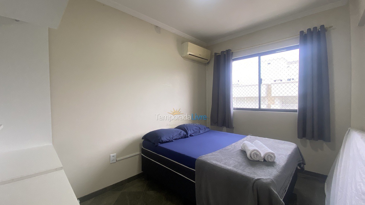 Apartamento para aluguel de temporada em Bombinhas (Canto Grande)