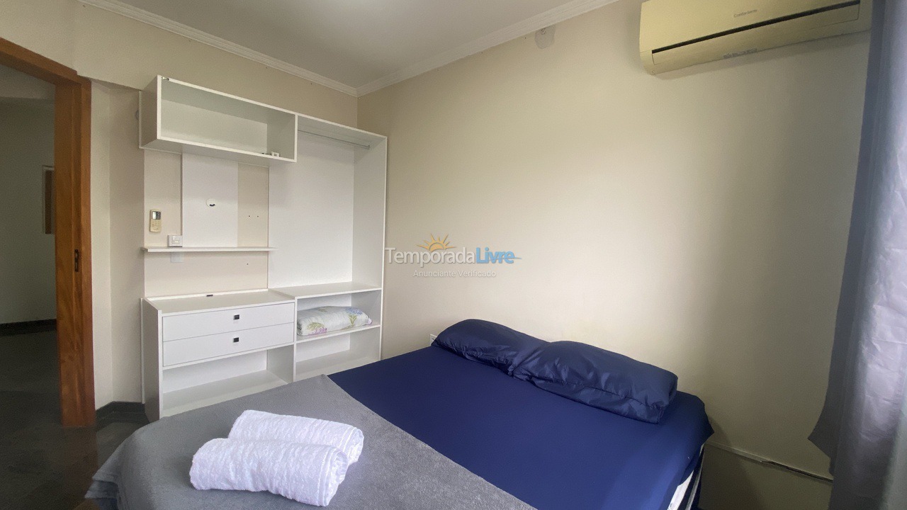 Apartamento para aluguel de temporada em Bombinhas (Canto Grande)