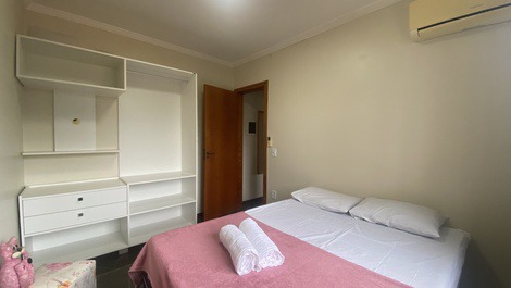 Apartamento em Canto Grande a 200 m. do mar - Bombinhas