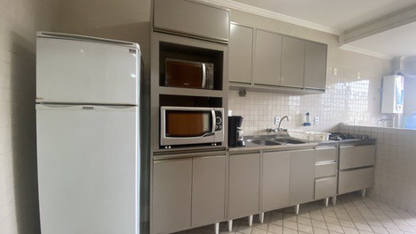 Apartamento em Canto Grande a 200 m. do mar - Bombinhas