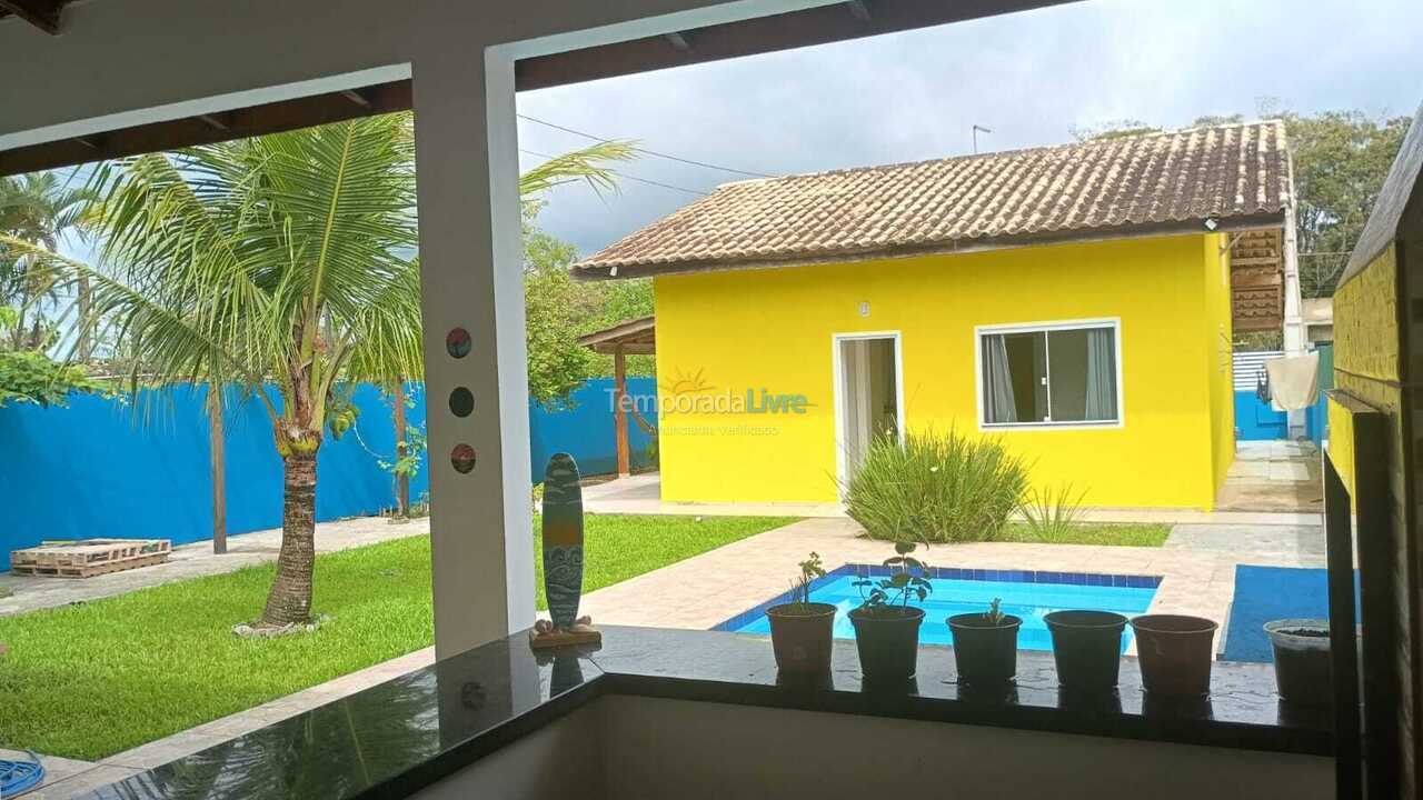 Casa para alquiler de vacaciones em Itapoá (Barra do Saí)