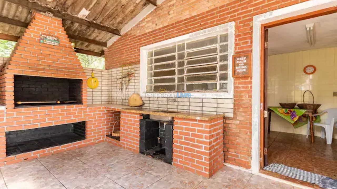 Granja para alquiler de vacaciones em Mogi das Cruzes (Vila Partenio)