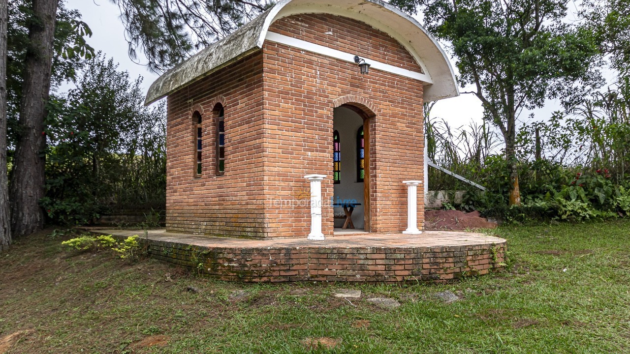 Granja para alquiler de vacaciones em Mogi das Cruzes (Vila Partenio)