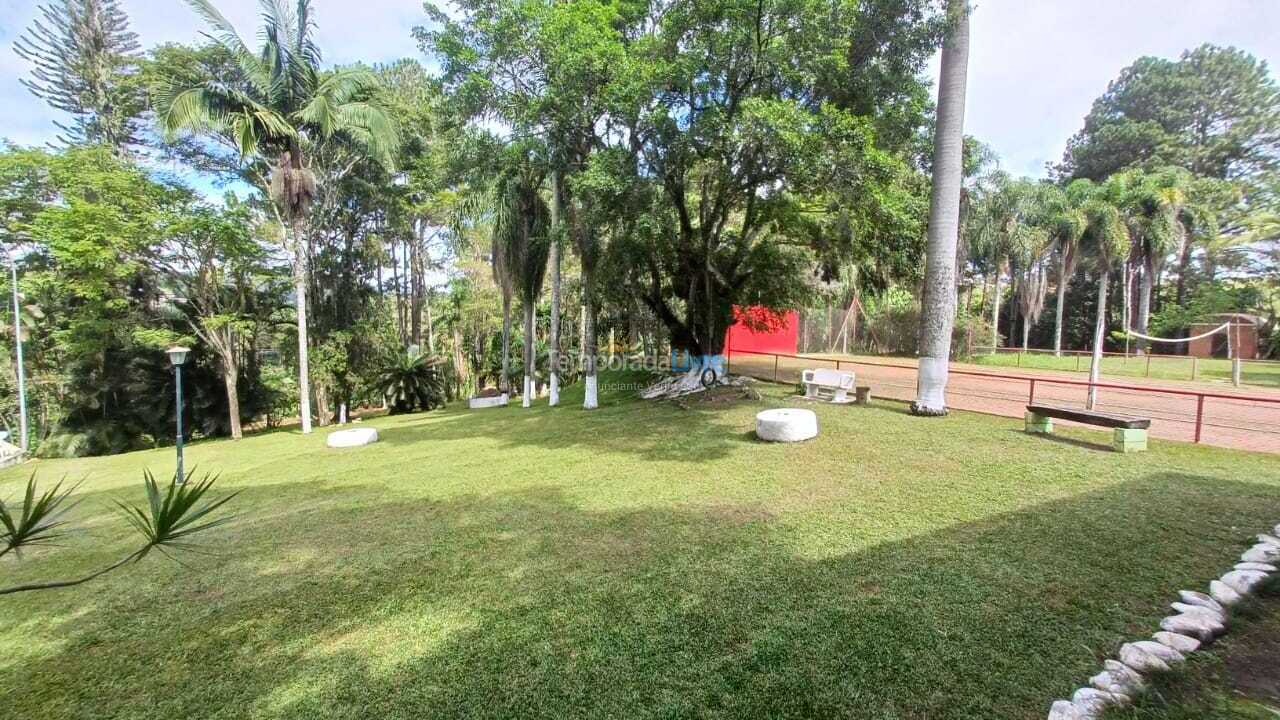 Granja para alquiler de vacaciones em Mogi das Cruzes (Vila Partenio)