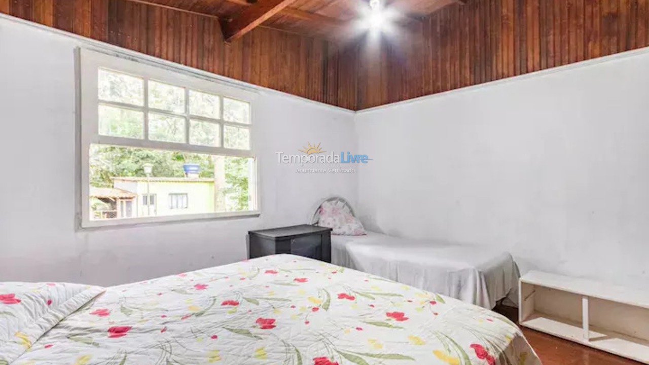 Granja para alquiler de vacaciones em Mogi das Cruzes (Vila Partenio)