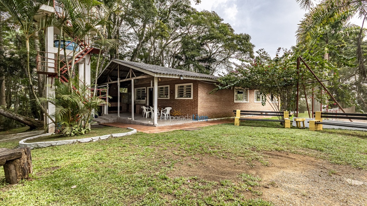 Granja para alquiler de vacaciones em Mogi das Cruzes (Vila Partenio)