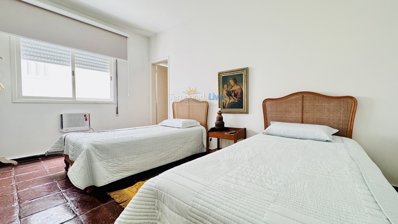 Apartamento para alquiler de vacaciones em Guarujá (Pitangueiras)