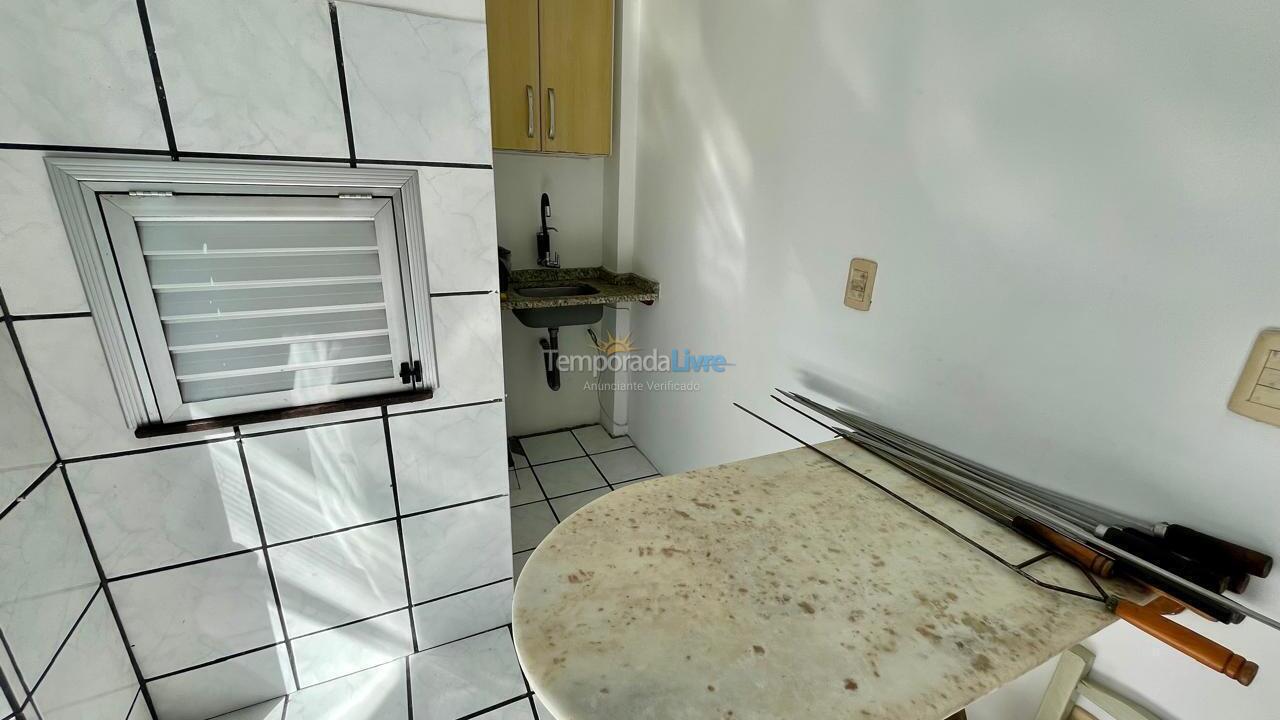 Apartamento para alquiler de vacaciones em Itapema (Meia Praia)