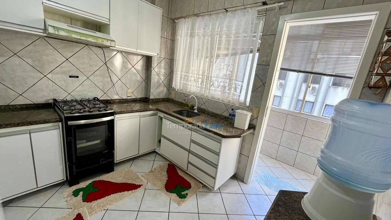 Apartamento para alquiler de vacaciones em Itapema (Meia Praia)