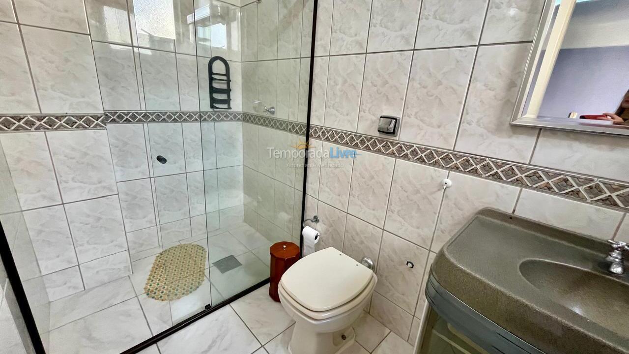 Apartamento para alquiler de vacaciones em Itapema (Meia Praia)