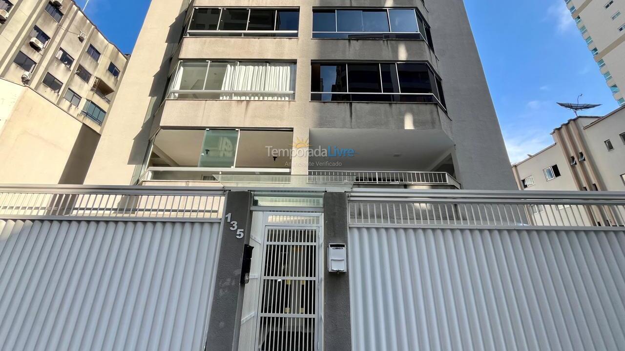 Apartamento para alquiler de vacaciones em Itapema (Meia Praia)