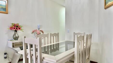 Apartamento a media cuadra de la playa - vista al mar - alquiler directo con el propietario.