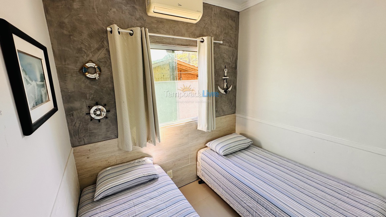 Casa para aluguel de temporada em Florianópolis (Lagoinha)