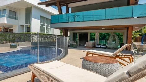 House 29 Muro Alto Residential Complex