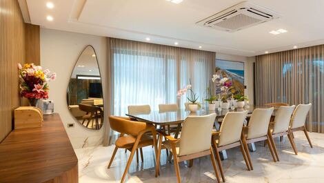 House 29 Muro Alto Residential Complex