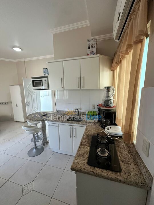 Apartment for vacation rental in Governador Celso Ramos (Praia de Palmas)