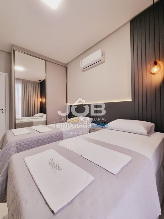 Apartamento para aluguel de temporada em Bombinhas (Canto Grande)