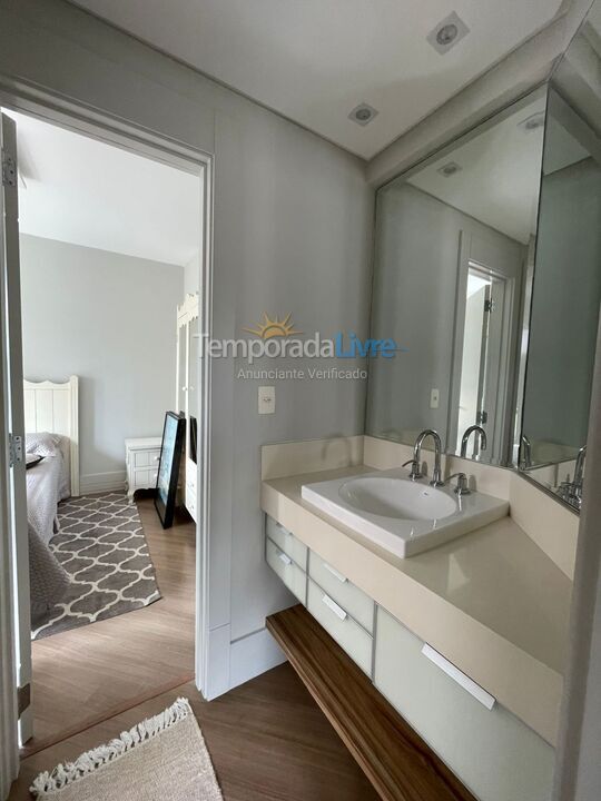 Casa para aluguel de temporada em Balneário Camboriú (Barra Sul)