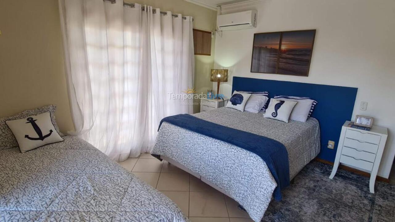 Casa para aluguel de temporada em Bombinhas (Canto Grande)