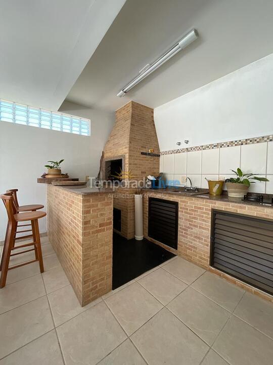 Casa para aluguel de temporada em Bombinhas (Canto Grande)