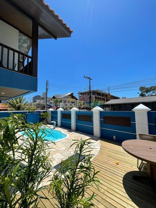 Casa para aluguel de temporada em Bombinhas (Canto Grande)