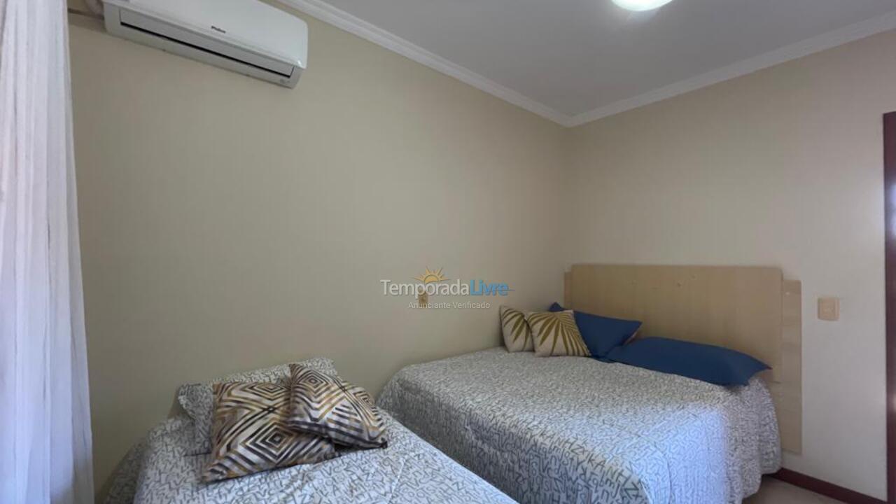 Casa para aluguel de temporada em Bombinhas (Canto Grande)