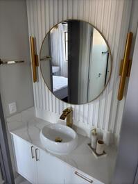 Apartamento impecable con jacuzzi privado.