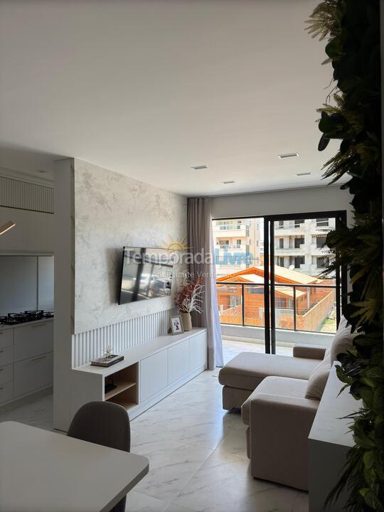 Apartamento para alquiler de vacaciones em Bombinhas (Praia de Bombas)