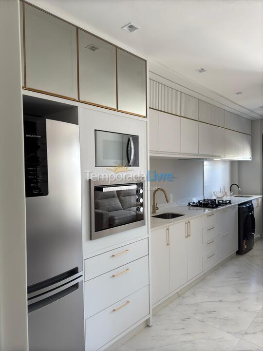 Apartamento para alquiler de vacaciones em Bombinhas (Praia de Bombas)