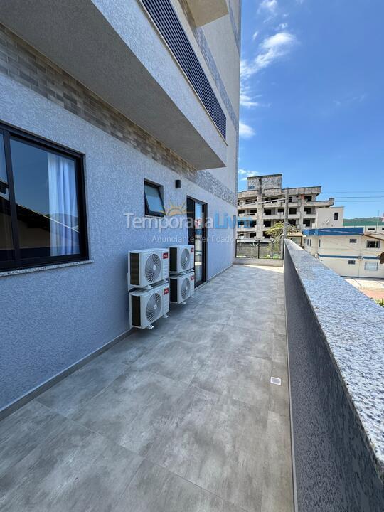 Apartamento para alquiler de vacaciones em Bombinhas (Praia de Bombas)