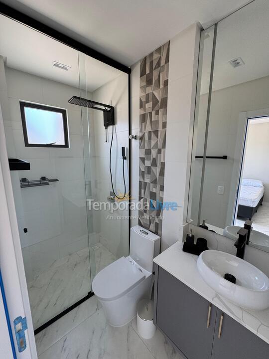 Apartamento para alquiler de vacaciones em Bombinhas (Praia de Bombas)