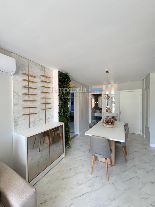 Apartamento para alquiler de vacaciones em Bombinhas (Praia de Bombas)