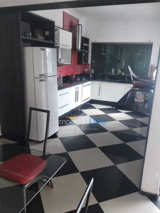 House for vacation rental in Caraguatatuba (Martim de Sá)