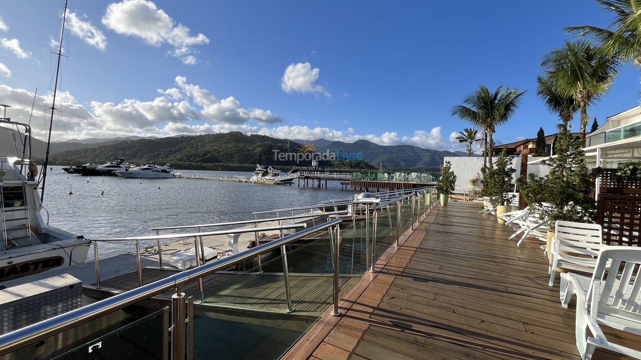 Casa para aluguel de temporada em Guarujá (Tujucupava)