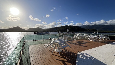 Casa em condomínio marina no Guarujá