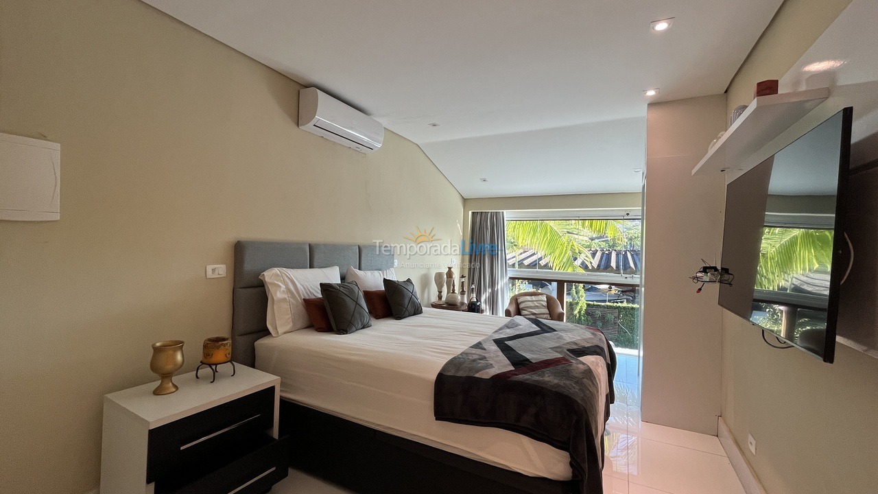 Casa para aluguel de temporada em Guarujá (Tujucupava)