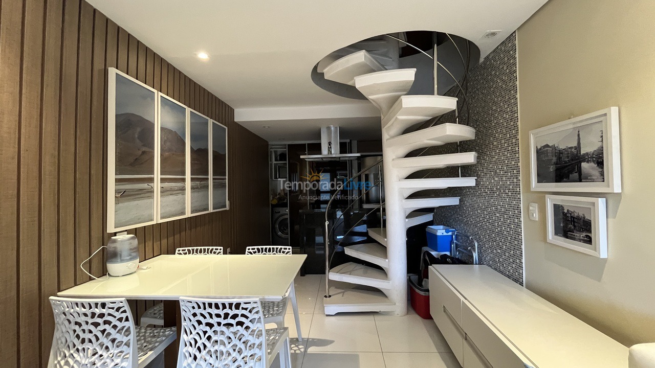 Casa para aluguel de temporada em Guarujá (Tujucupava)