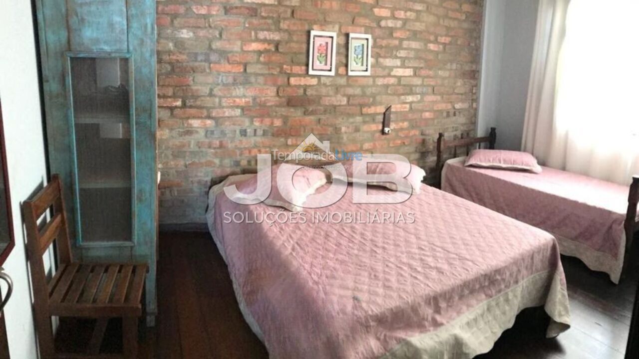 Casa para alquiler de vacaciones em Bombinhas (Canto Grande)