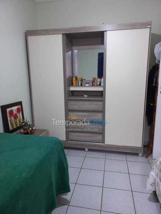 Apartamento para aluguel de temporada em Ubatuba (Praia Grande)
