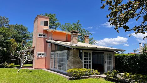 Casa 3 quartos na Cachoeira do Bom Jesus.