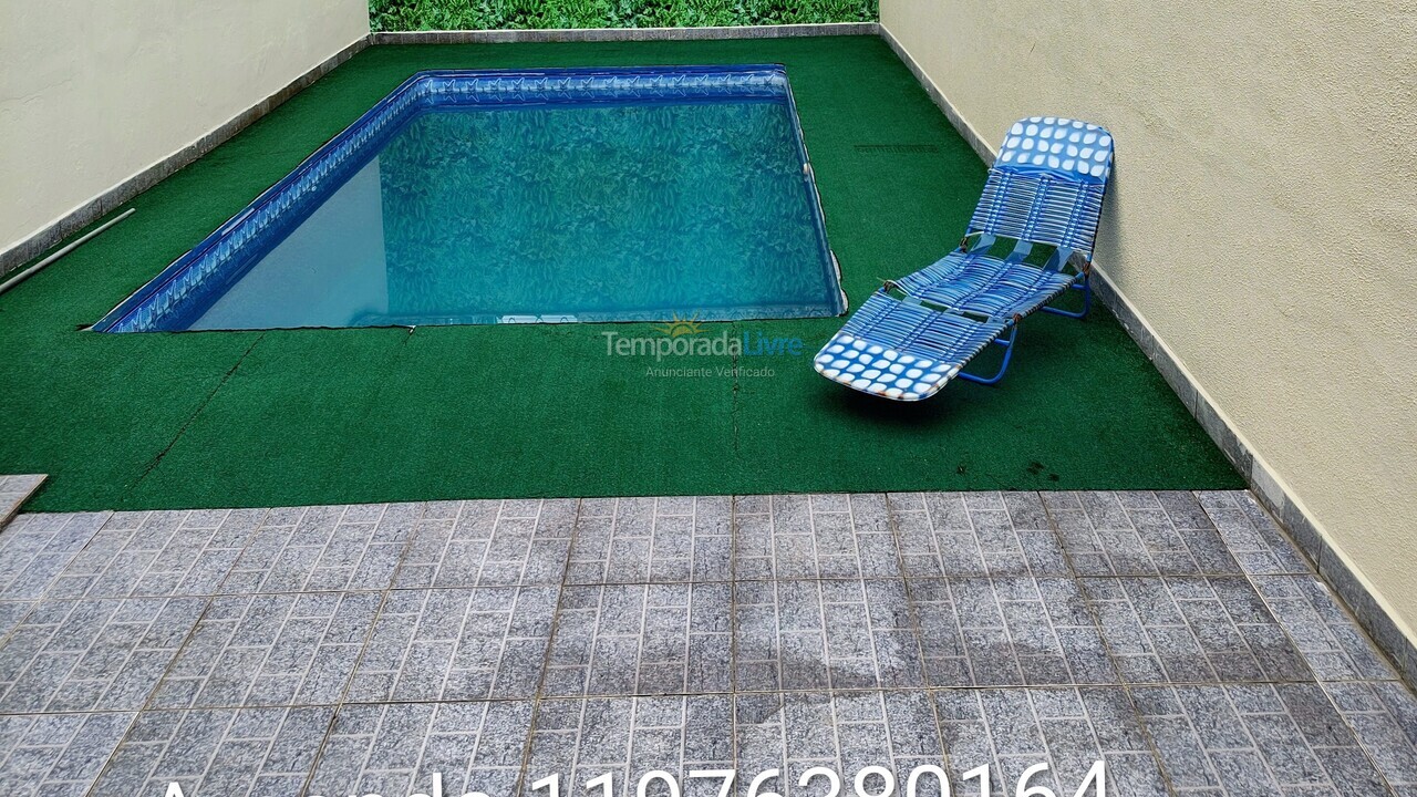 Casa para aluguel de temporada em Praia Grande (Ocian)